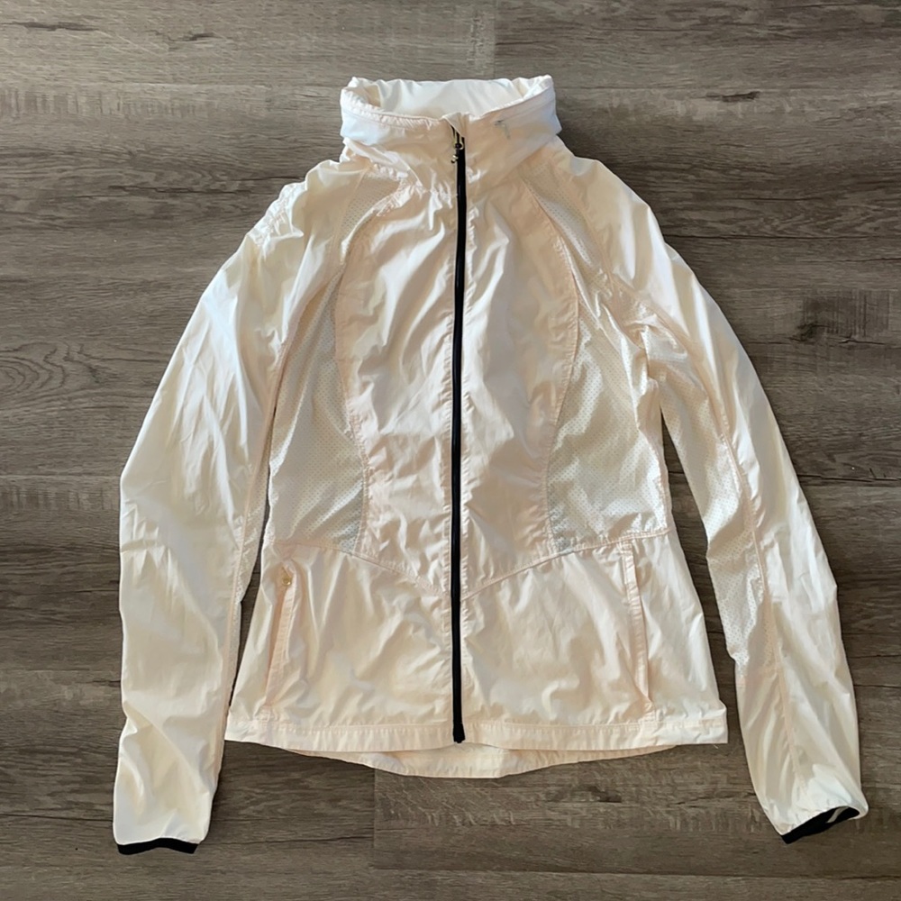 LULULEMON Cream/Black Back Pack-it Jacket (Size 6)